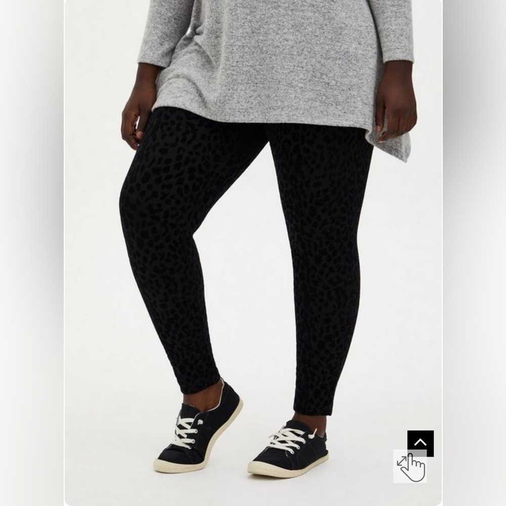 Torrid Pants Pixie Skinny Studio Luxe Ponte High-Rise Flocked Print Pant 3 3X - Picture 9 of 13